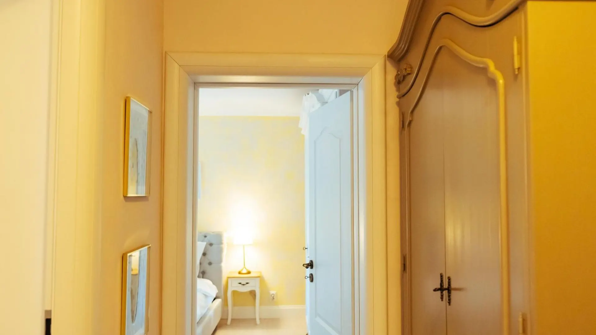 Herastrau Park Luxury Apartment Bukarest