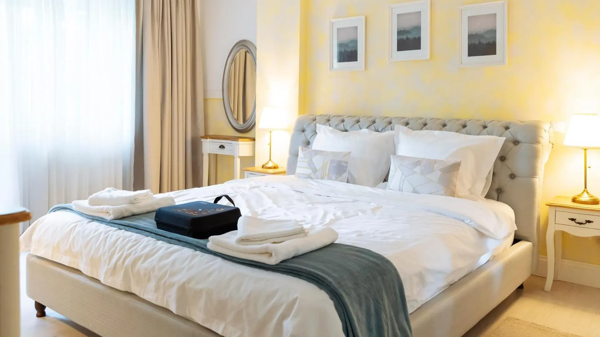 Herastrau Park Luxury Apartment Bukarest
